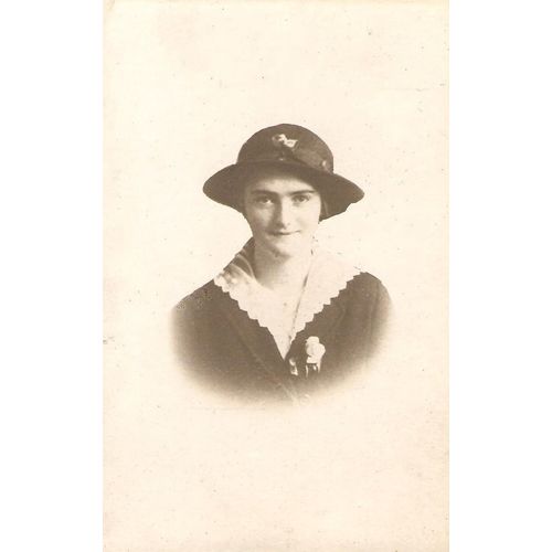 Photo of lady 1919