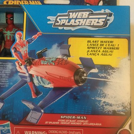 NEW Marvel Spider-Man Figure with Hydro Jet Blast Hydro Jet - Blasts Water