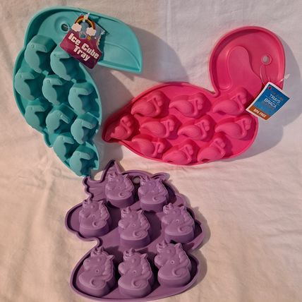 Lot 3 Greenbrier SILICONE ICE CUBE TRAYS Candy Mold Swan Toucan Bird Unicorn