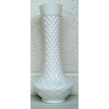 VINTAGE MILK GLASS ' VASE ' RAISED DIAMOND DESIGN