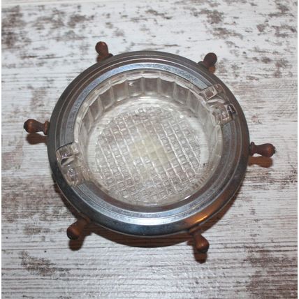 Vtg Nautical Decor Metal Ship Wheel Ashtray Waffle Pattern Glass Bottom Gift