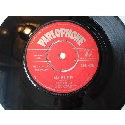 7" 1959. JERRY LORDAN. I'LL STAY SINGLE. PARLOPHONE . 45 R 4588. VG