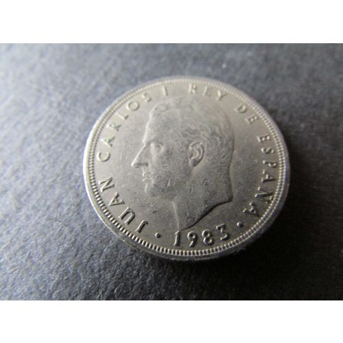 1983 SPAIN FIVE PESETAS FREE POST. AAP