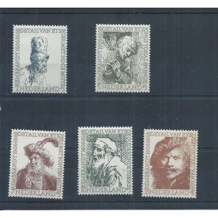 Netherlands stamps. 1956 Cultural & Social Relief Funds & Rembrandt MH (AC578)