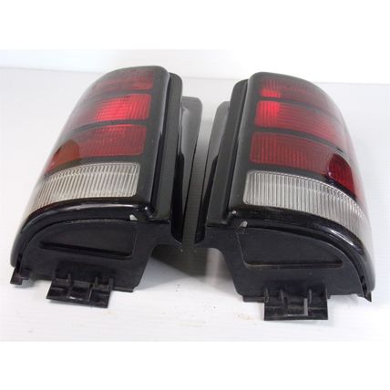1991 92 93 94 95 Dodge Caravan Tail Lights OEM Voyager 4399724 4399725