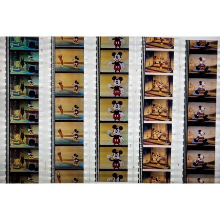 Mickey Mouse. Pk MULTI AKF - A015o . - 5 STRIPS OF 5 - 35MM FILM CELLS