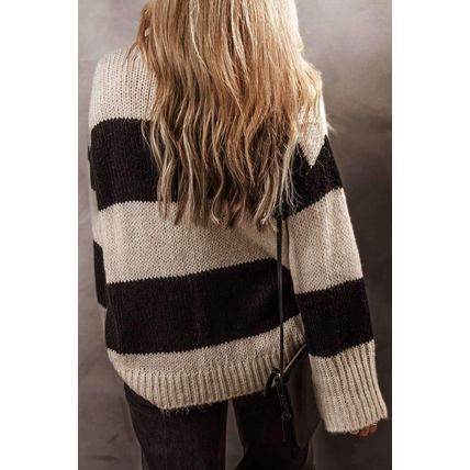 Jet Stream Colorblock Loose Pullover Sweater