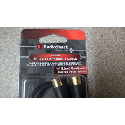 RadioShack 9" Audio Y-Cable 3.5mm Gold-Plated Male to Dual RCA Phono 42-2542