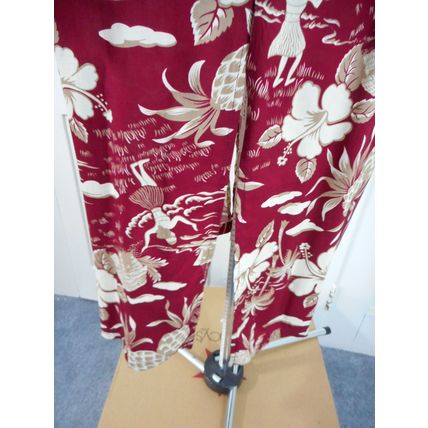 Dress by Young Hawaii USA Sz Medium Beautiful design and tropical beauty