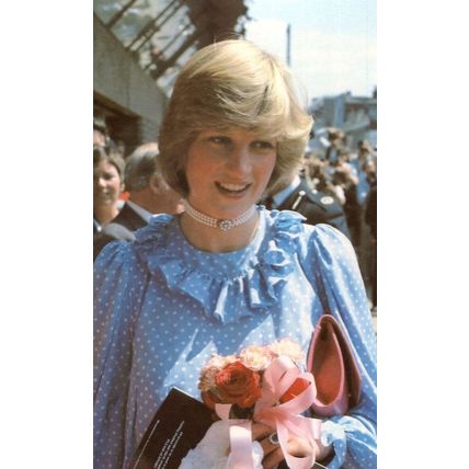 Princess Diana Opens Community Centre Deptford 1982 Postcard