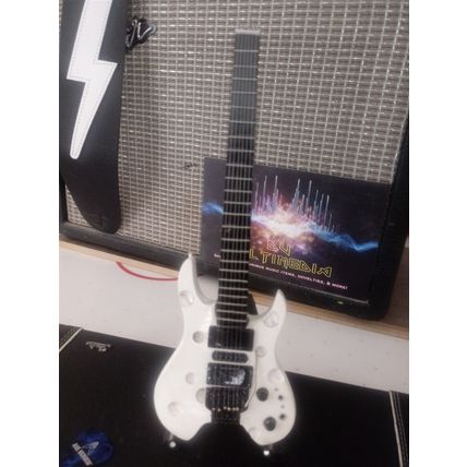 BUCK DHARMA (Blue Oyster Cult)-Cheeseburger guitar 1:4 Scale Replica Guitar ~New