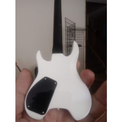 BUCK DHARMA (Blue Oyster Cult)-Cheeseburger guitar 1:4 Scale Replica Guitar ~New
