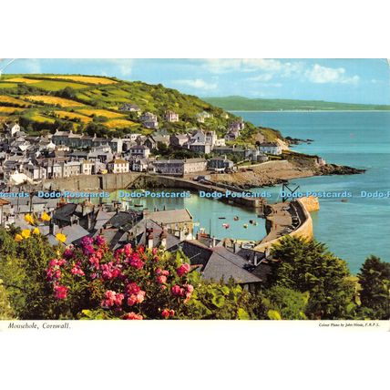 D023487 Mousehole. Cornwall. Hinde. 1974