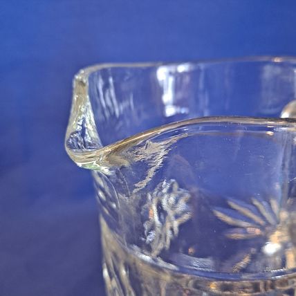 Vintage Anchor Hocking PRESCUT CLEAR PINT PITCHER Early America Star of David