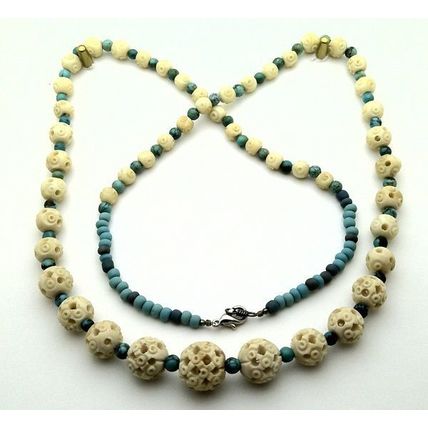 Carved Bead Turquoise Beaded Gemstone Necklace