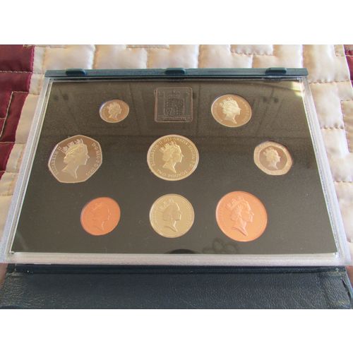 1995 QUEEN ELIZABETH II ROYAL MINT PROOF SET BLUE CASE.