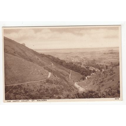 The Happy Valley Great Malvern Postcard Worcestershire GT 3279