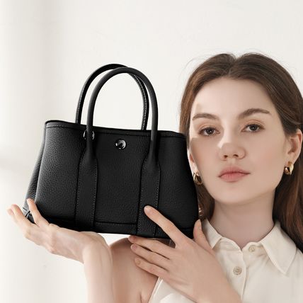 Genuine Leather Women Handbag and Shoulder Bag Black