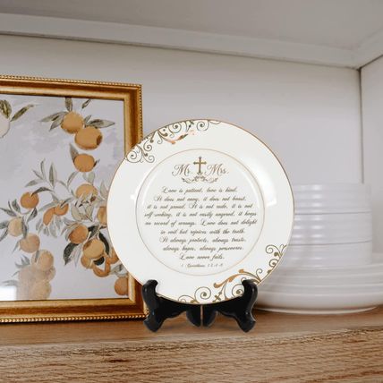Best Anniversary Wedding Gifts for Couples Unique 2025 - Mr and Mrs Plate with 2
