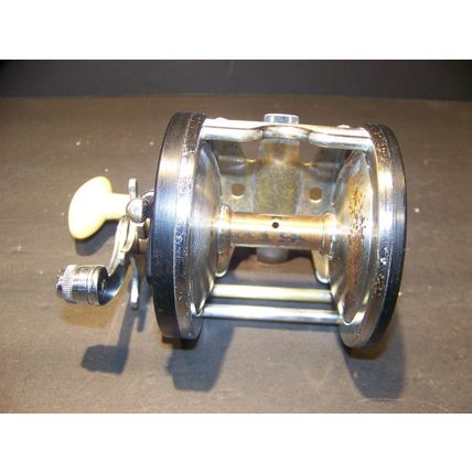 VINTAGE OCEAN CITY #113 MADE IN THE US REEL