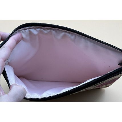A Very Cute Coach Poppy I-Pad Tablet Case Sleeve