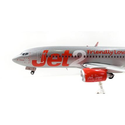 BOEING 737-300 JET2.COM REG: G-GDFG WITH STAND - GEMINI JETS G2EXS1264 1/200