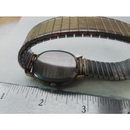 Vintage Bulova P1 Men Dress Gold Tone Band 7242 Watch