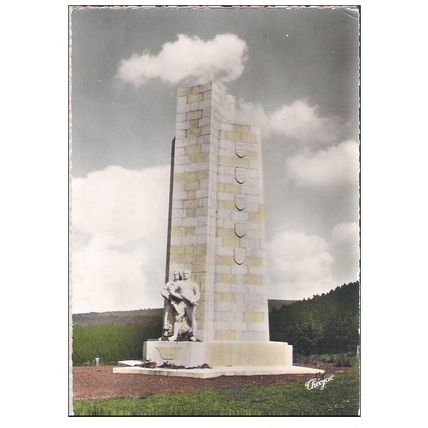 43 - Mont-Mouchet - le monument national à la résistance