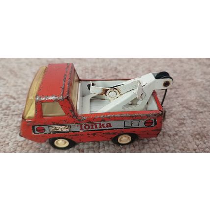 tonka toy tow truck