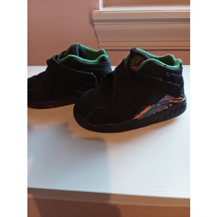 Jordan Retro 8 Toddler Size 7c