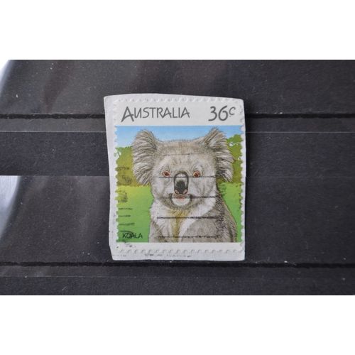 AUSTRALIA 1986 sg 1025 USED on piece