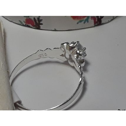20ct round White Topaz Rose/Flower Sterling Silver dainty/petite Ring #19626