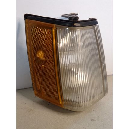 1987 Subaru Front Turn Signal Light Assy OEM IKI 5140 R GL DL