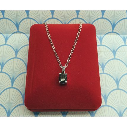 925 Sterling Silver Natural Almandine Garnet Gemstone Pendant Necklace with Box