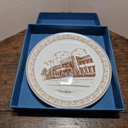 Small Royal Doulton Decorative Plate with Compliments of Royal Brunei Airlines