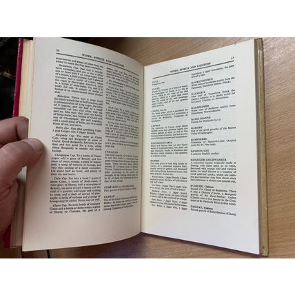 1958 ANDRE L SIMON "A DICTIONARY OF WINES SPIRITS & LIQUEURS HB BOOK (P3)