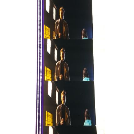 Dancing In The Streets. Bowie /Jagger Pk GB - 004d. 1 STRIP OF 5 35MM FILMCELLS