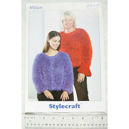 Vintage: Stylecraft 4992 sweater & cardigan, DK, 32-42 inch, 81-107 cm
