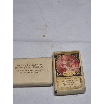 RARE VINTAGE 1930'S LAVENDER BLOCKS