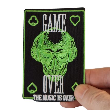 Game Over Iron/Sew On Patch Embroidered Skull Bright 9.2 cm x 6.1 cm P185
