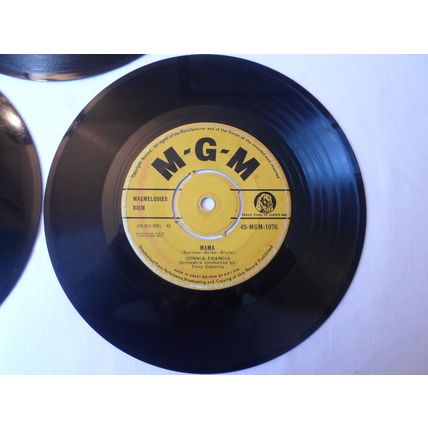 7"x 3.1959/60.CONNIE FRANCIS.AMONG MY SOUVENIRS.MAMA.MY HEART HAS A MIND OF ITS
