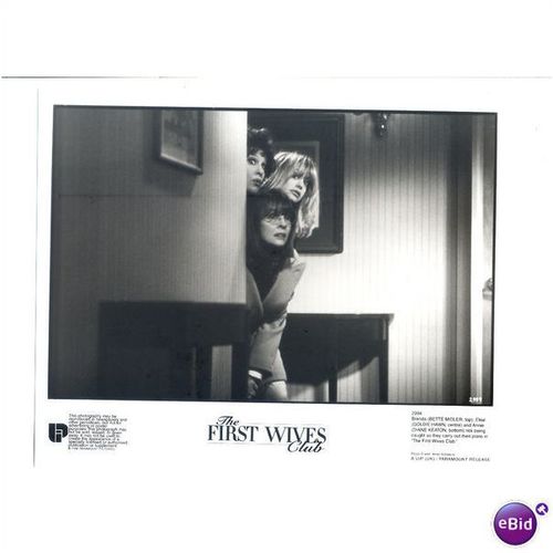 BETTE MIDLER, GOLDIE HAWN 1996 Press Still (2994)
