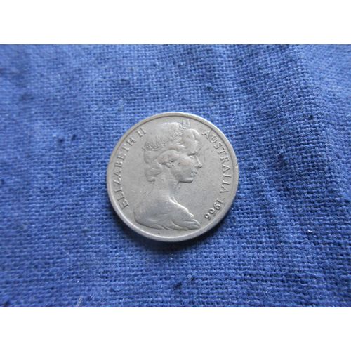 1966 AUSTRLIA 10 CENTS COIN.