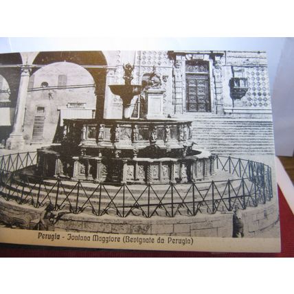 book of 24 PERUGIA antique postcards in stiff card cover