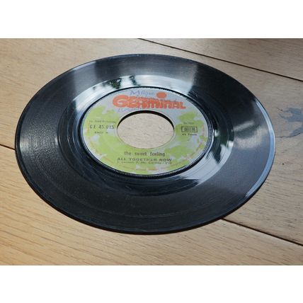 The Sweet Feeling - All together now, Rock me baby, Germinal 45 015 L vinyl 1970