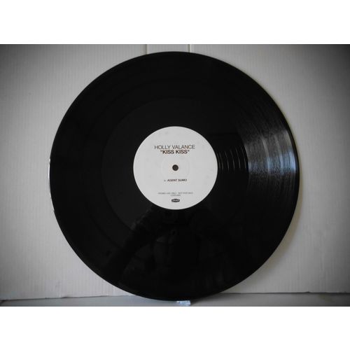 12" SINGLE.2002..PROMO. HOLLY VALANCE .. KISS KISS. LONDON DJ464. NEAR MINT