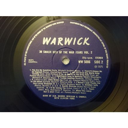 HER MAJESTY’S GUARDS DIVISION BAND – 30 SMASH HITS OF THE WAR YEARS - 12" LP