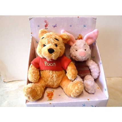 DISNEY STORE POOH AND FRIENDS – 2 SETS