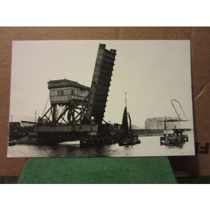 c. 1920, BASCULE BRIDGE, BARKING, LONDON repro postcard