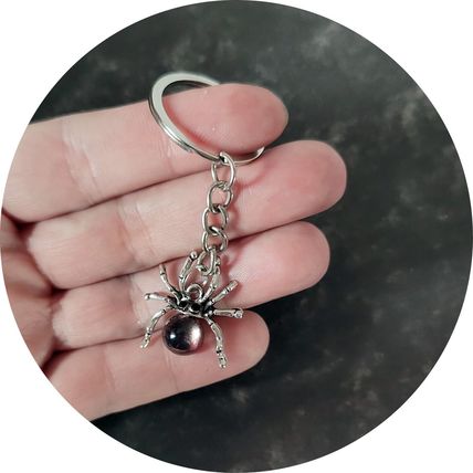 Hand made keyring Chain Spider Gothic Rock Crafted Metal Handmade Gift A60